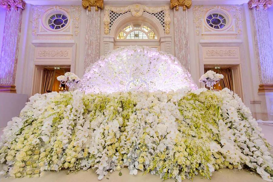 Фотография: Свадебное оформление от студии Ларо — пусть свадьба будет красивой, как живые цветы №1 - BigPicture.ru
