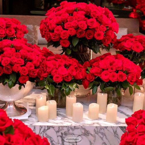 Оформление цветами и шарами на День Святого Валентина