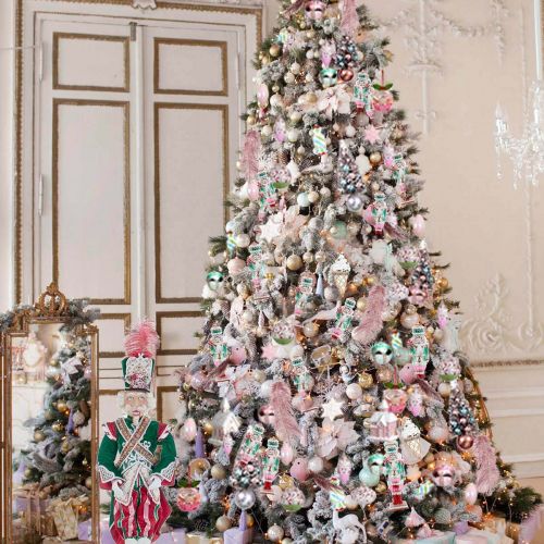 Украшение новогодней елки Щелкунчик